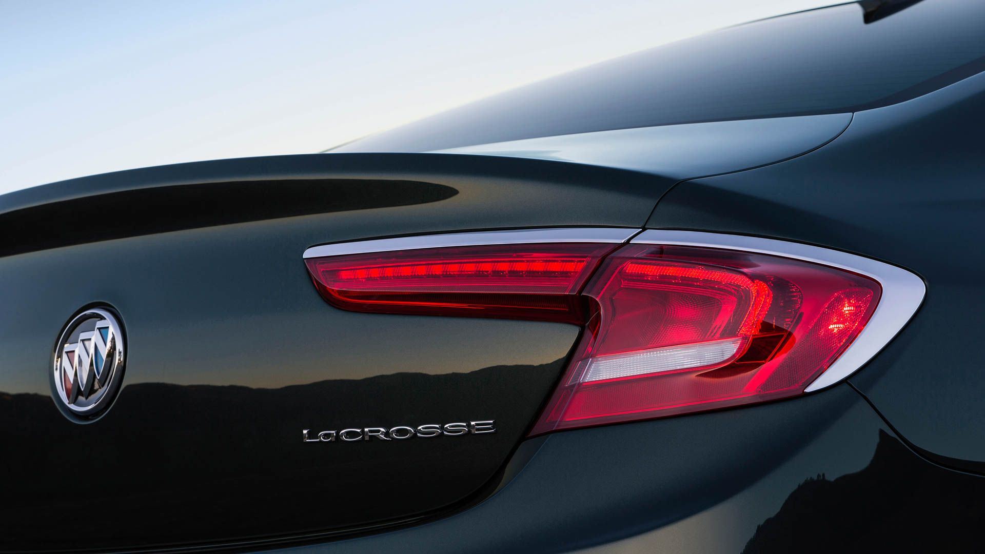 2017 buick lacrosse 2