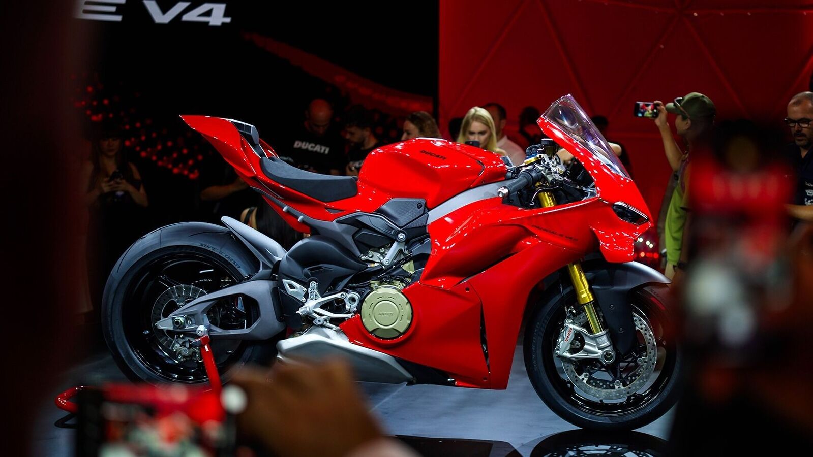 2025 Ducati Panigale V4 1737791257919 1753867235636