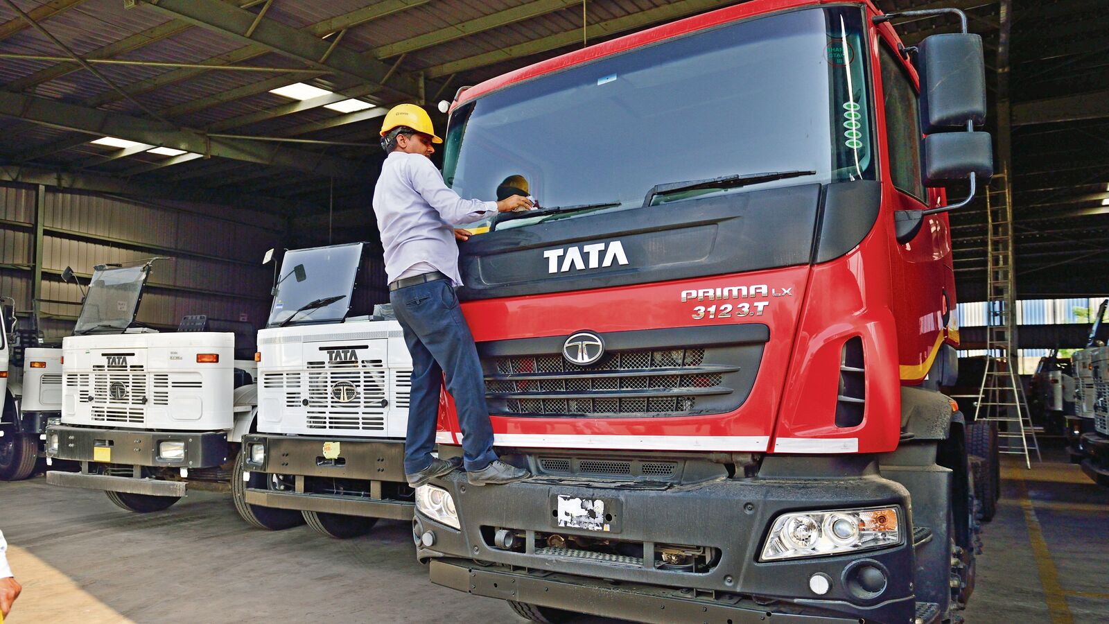 3 0 112349070 Tata Truck Showroom 30 20150603 PG 0 1679844139556 1753806404469