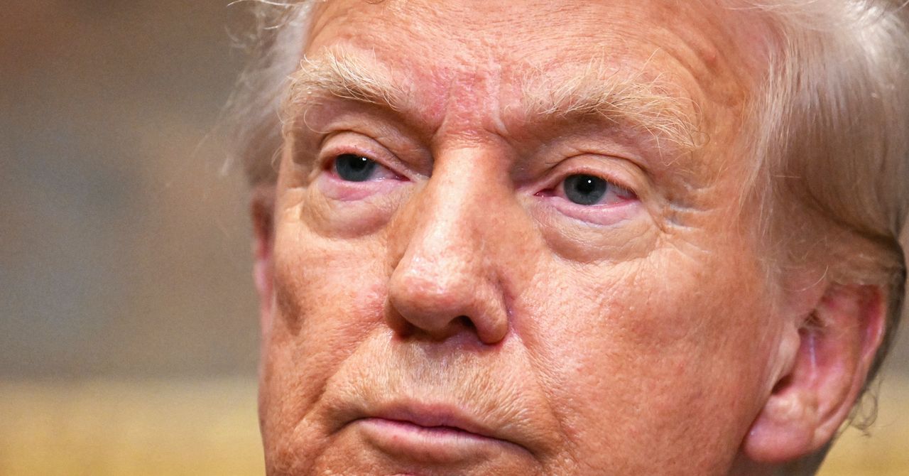 Trump De Minimis Pause Business 2227052943