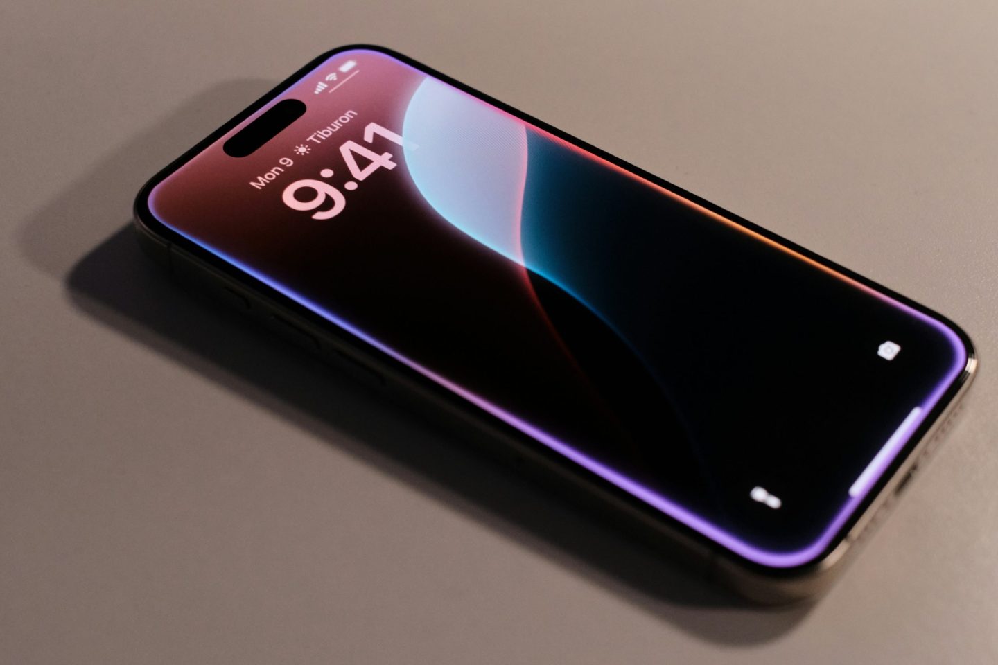 Why Apple is playing it slow with AI scaled e1753071467455