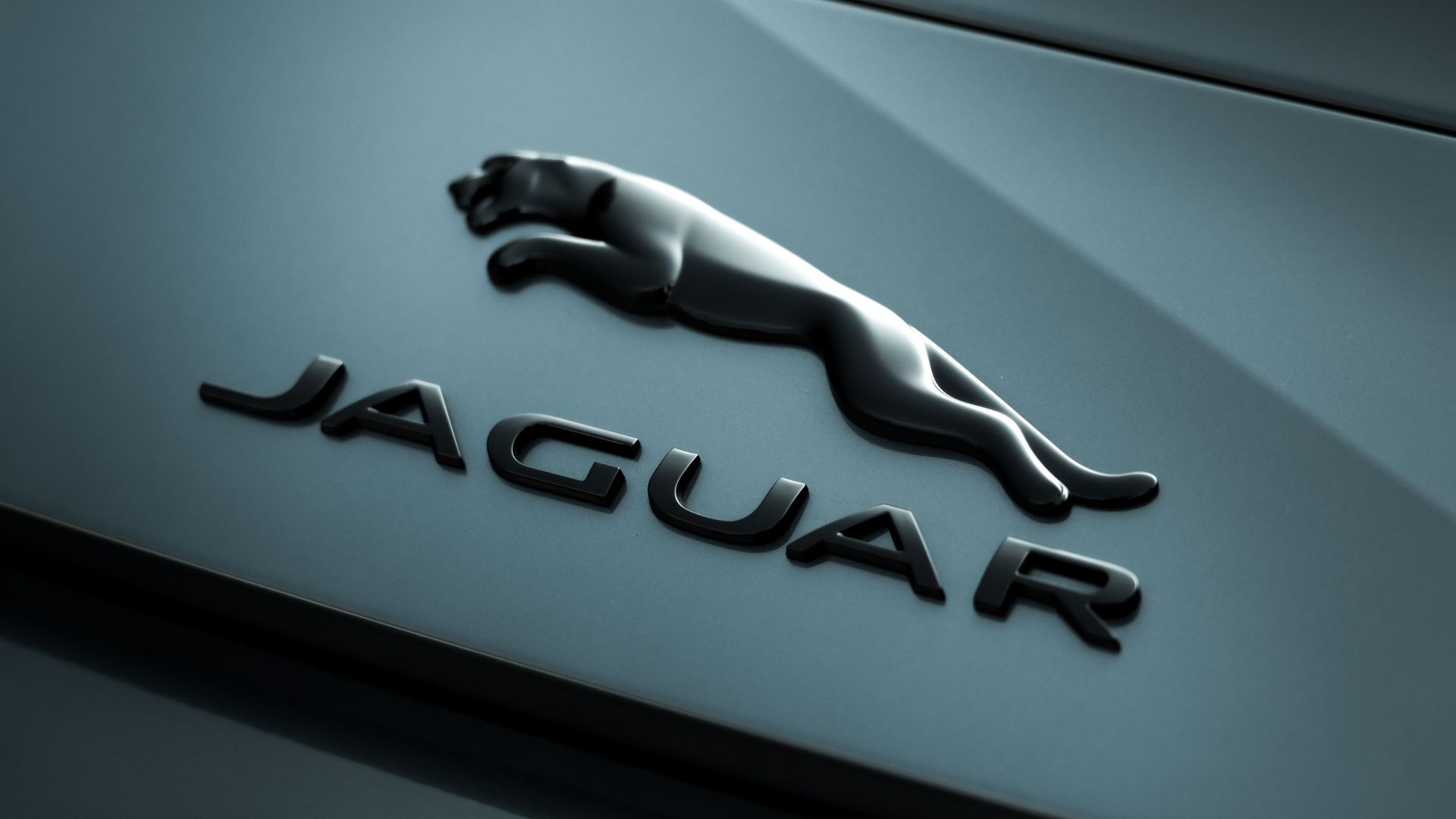 jag f
