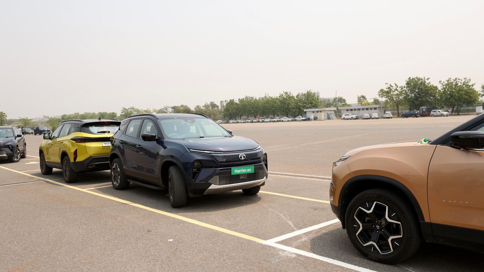 Tata Harrier EV summon mode 1750152852864 1754796226965