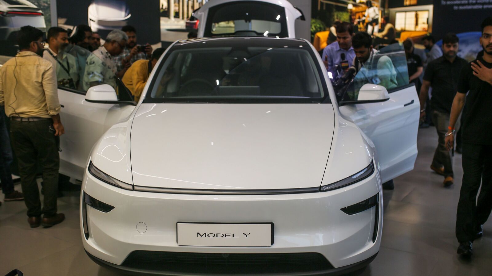 Tesla Model Y 1752738886316 1754365597305