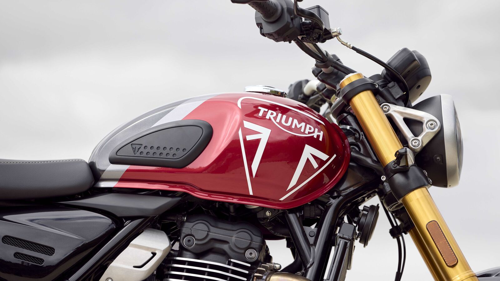 Triumph Speed 400 Details 6 1688027717765 1754576336186