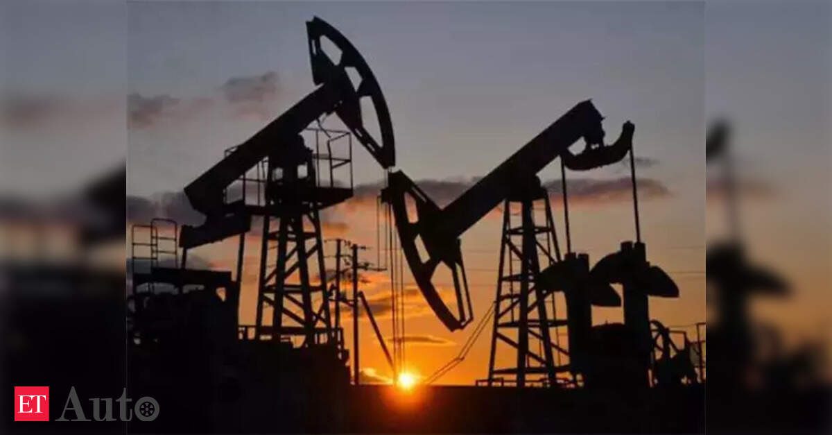 sbi warns stopping russian oil imports may cost india 12 billion